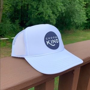 White “ Choose Kind “ trucker hat!